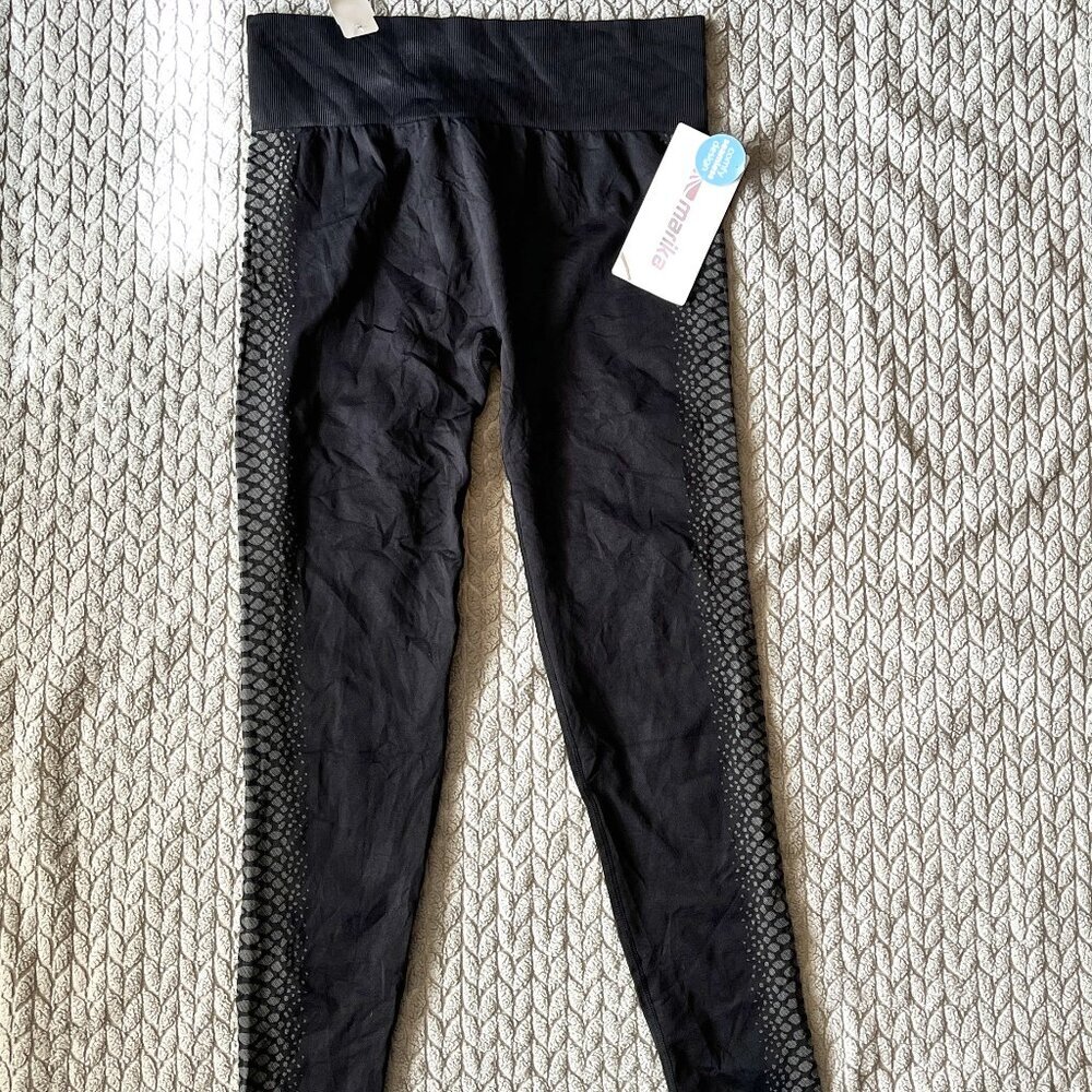 Marika Workout Leggings Size Medium Snake Print Sides